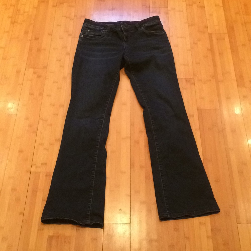 Kut from the Kloth Natalie boot cut jean size 8